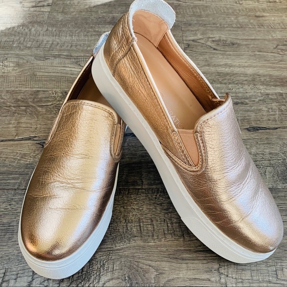 BCBG Women’s Metallic Casey Shoes Size 8 - Picture 3 of 7